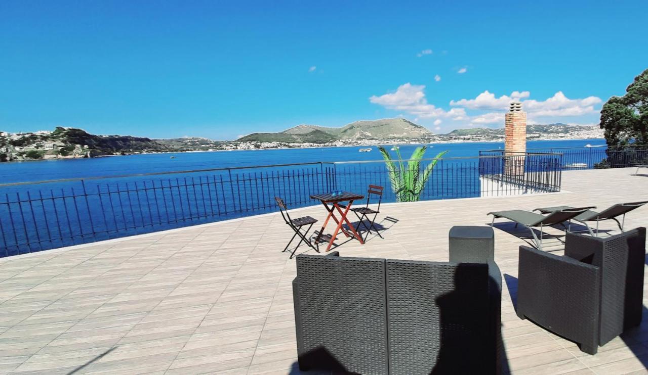 Castello Apartment Bacoli Ngoại thất bức ảnh