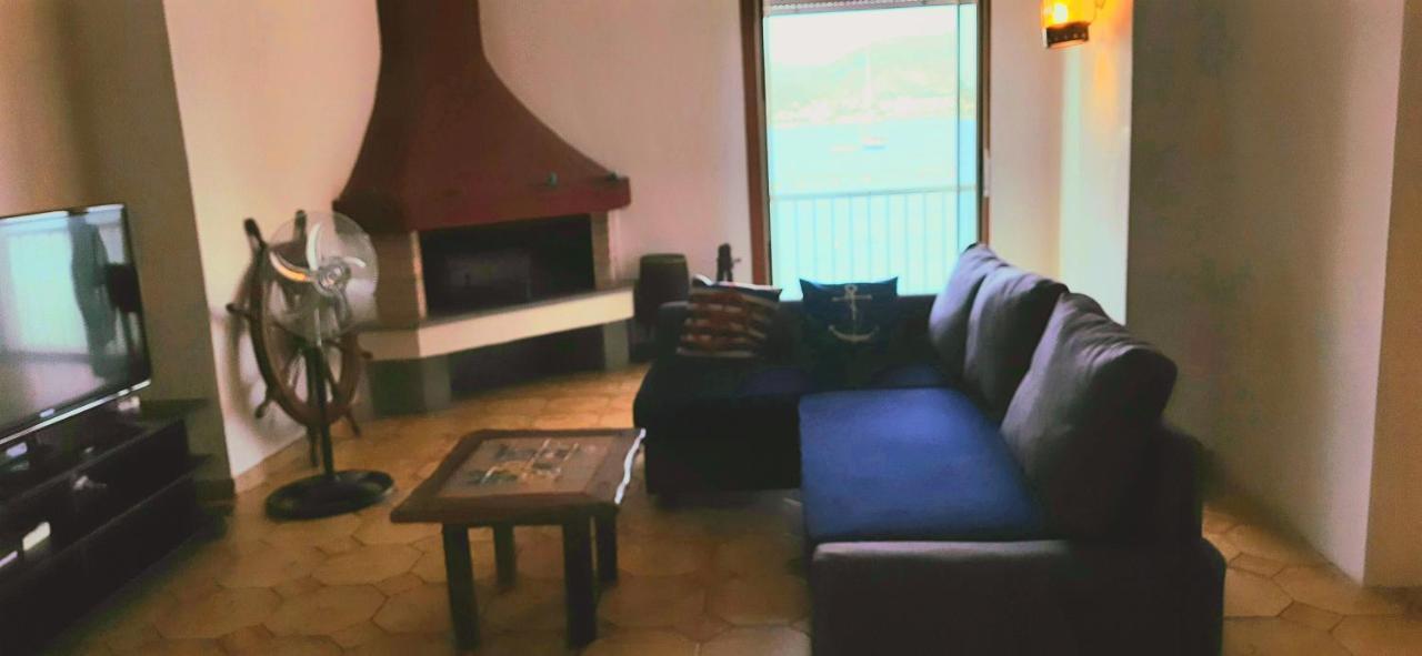 Castello Apartment Bacoli Ngoại thất bức ảnh